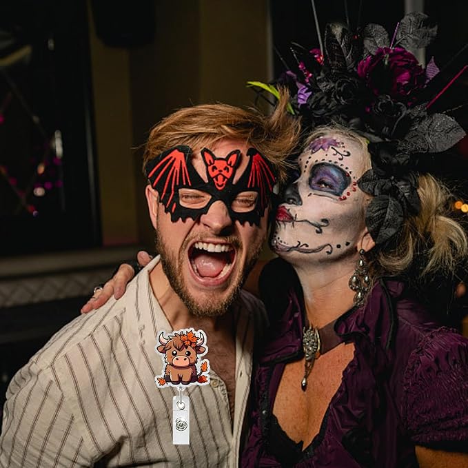 Cow Badge Reel Retractable ID Name Holder Alligator Clip DIY Crafts Halloween Cute Highland Cow Badge Reels Acrylic ID Clip for Nursing Nurse Teacher Student Badge Clip Decor