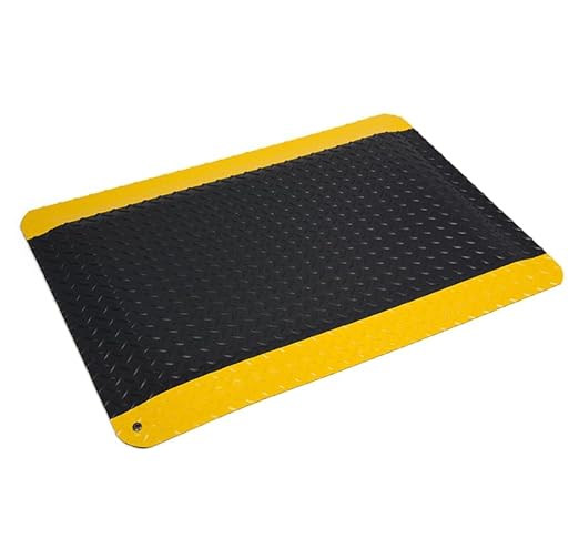 Wearwell 414.1516x2x4BYL Diamond-Plate SpongeCote UltraSoft Mat, 4' Length x 2' Width x 15/16" Thick, Black with Yellow
