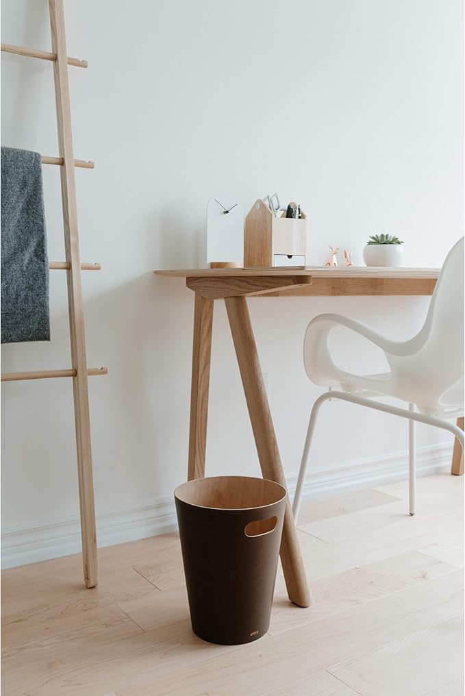 Umbra Woodrow, 2 Gallon Modern Wooden Trash Can Wastebasket or Recycling Bin for Home or Office, Espresso