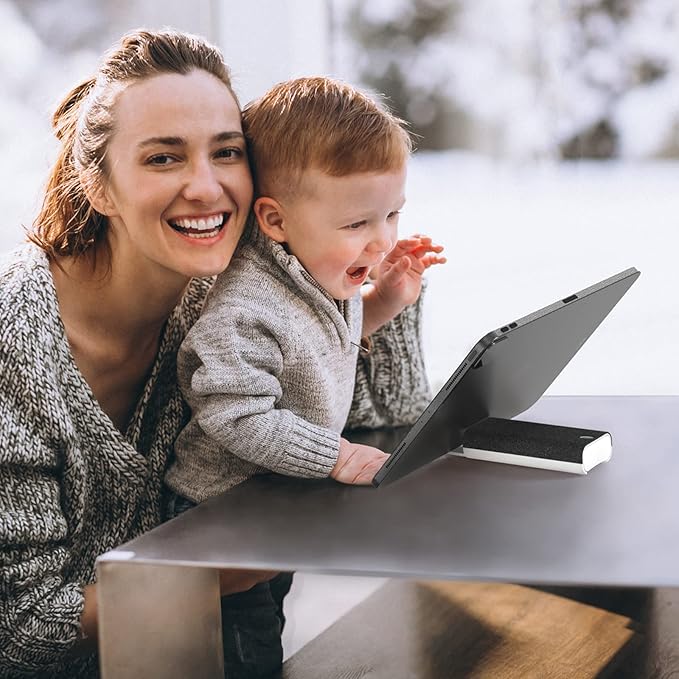 CLICK CLEAN Touchscreen Mist Cleaner, Screen Cleaner, All in One Screen Cleaner Spray with Microfiber and Phone Stand for All Phones, Laptop and Tablet Screens (Black)