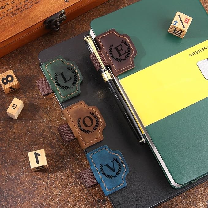 Custom Bookmark with Pen Holder with 26 Letters Personalized Magnetic Leather Book Mark, Customized Name Book Marker Clip with Initial for Men Women, Gifts for Book Lovers, Readers, (Red, Q)