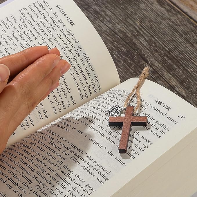 Bulk 30 Pocket Cross Cards Christian Gifts, Wooden Pocket Cross Charm Christian Religious Gifts Small Faith Based Comfort Baptism Gift Inspirational Gifts for Women Men(Hollow Out Heart)