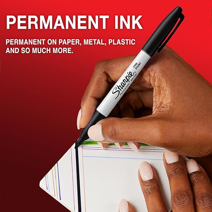 Sharpie Permanent Markers | Fine Point for Bold Details | Red Ink | 12 Marker Pens