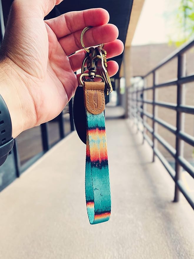 POCKT Lanyard for Keys Wristlet Strap Key Chain Holder for Men and Women - Cool Hand Wrist Lanyards for Keys and Wallets