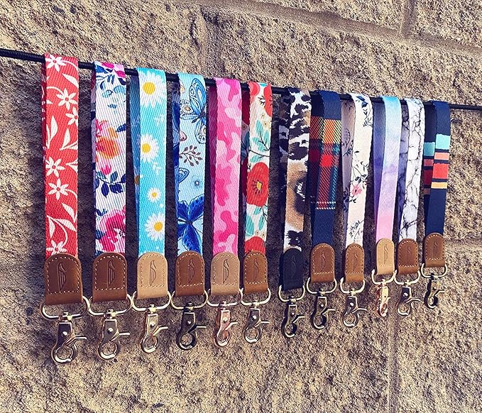 POCKT Lanyard for Keys Wristlet Strap Key Chain Holder for Men and Women - Cool Hand Wrist Lanyards for Keys and Wallets
